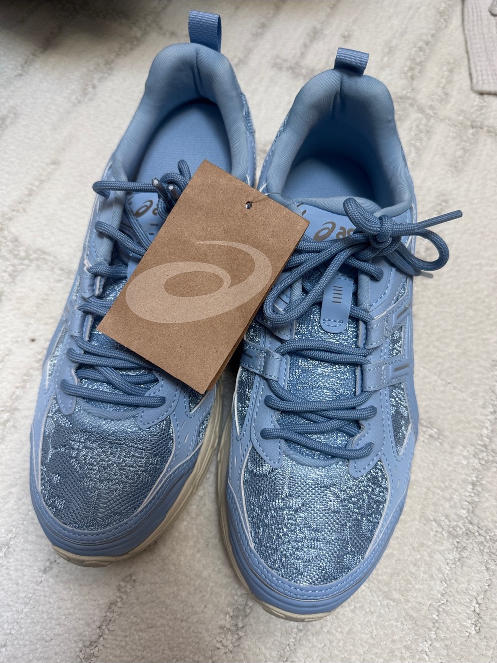 ASICS gel Nunobiki sneakers SZ 7 NWT baby blue
